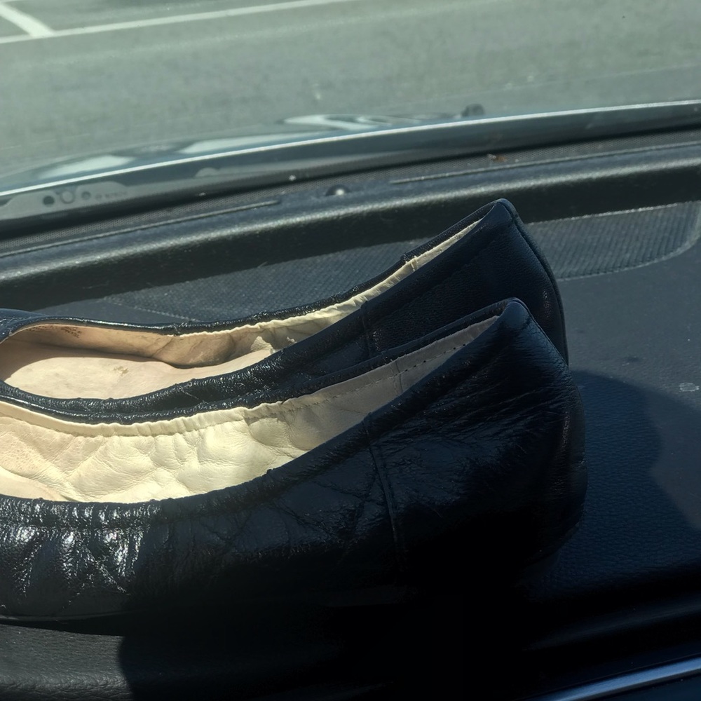 Shoes - Picture 4 of 5